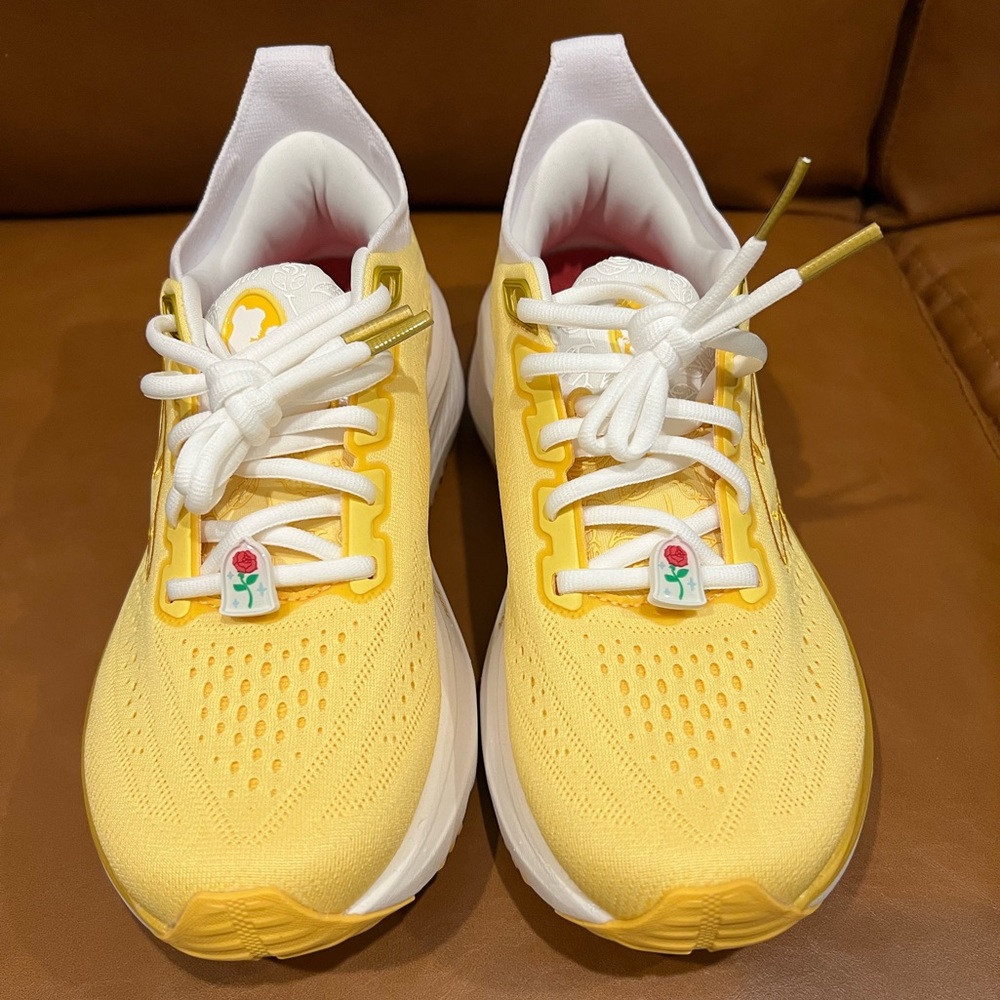 🌹 Brooks Belle RunDisney! 🌹 - Picture 2 of 9